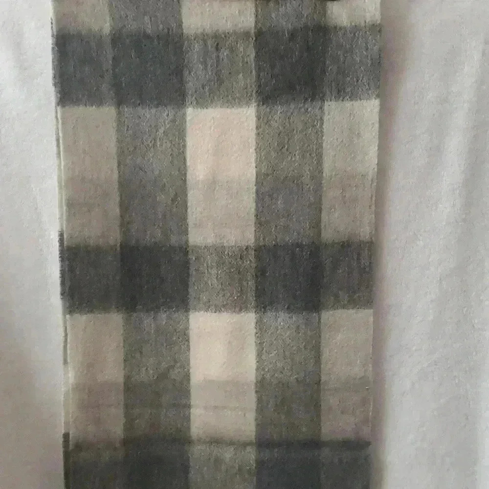 Lightweight scarf